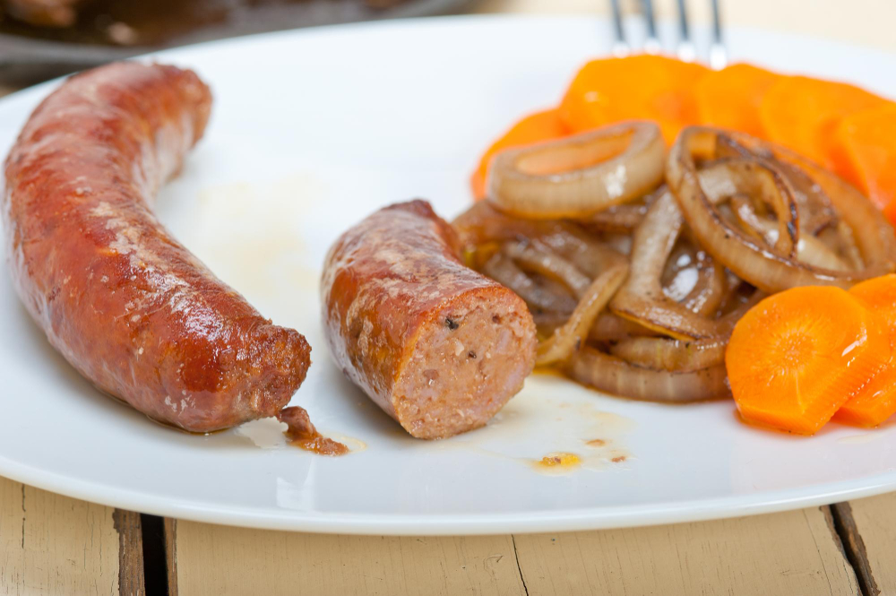 saucisses et accompagnements